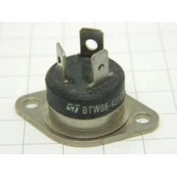 BTW66-400 THYRİSTOR RD-91 PLASTİK 30A 400V ST N-A MOSFET